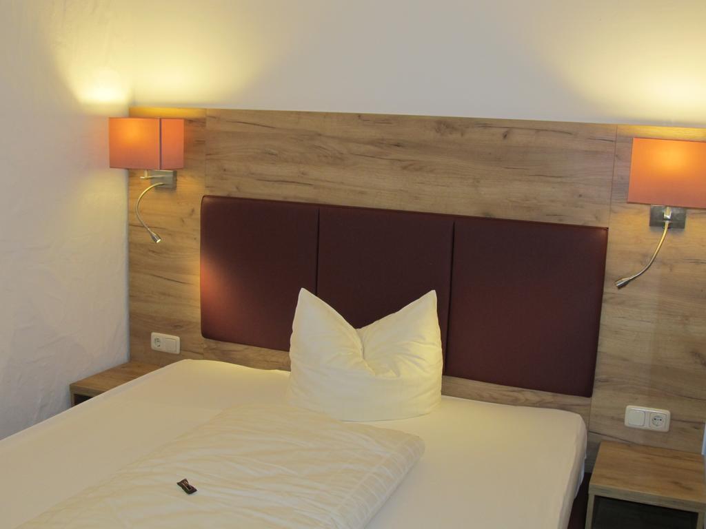 Zum Treppche Hotel Garni Gladenbach Esterno foto